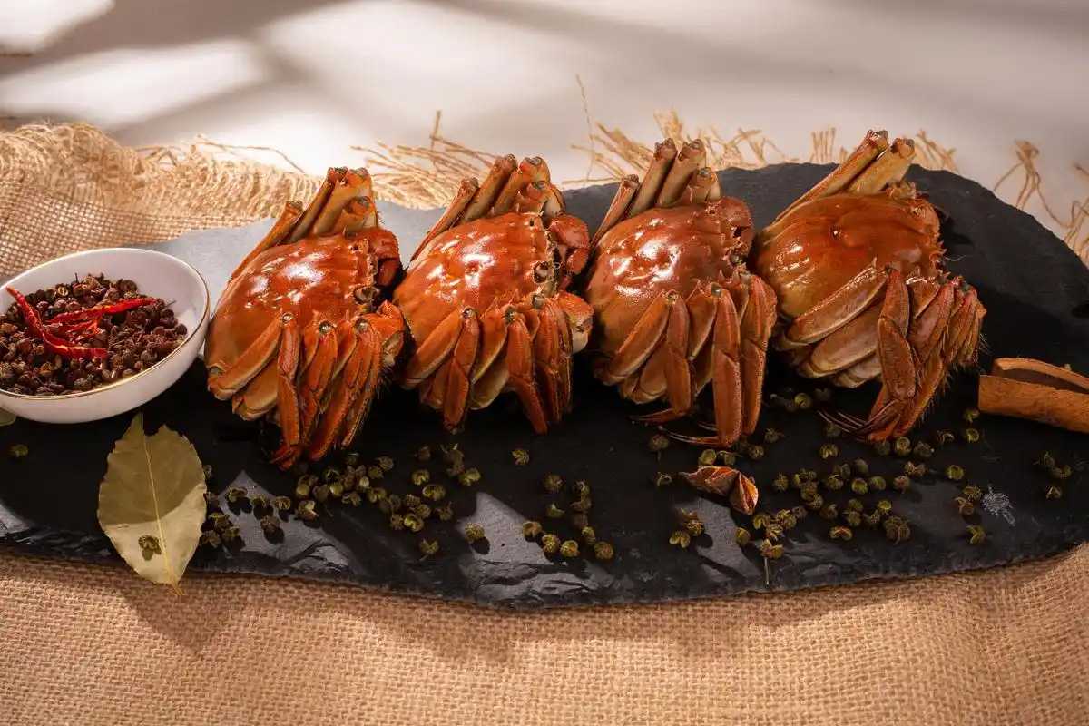 醉蟹日銷破萬盒？智能包裝機(jī)如何讓非遺美食逆襲高端生鮮賽道