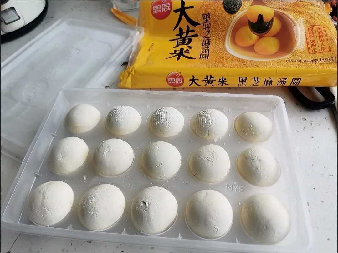 智凍未來(lái)，包攬高效：呂工機(jī)械開(kāi)啟速凍食品包裝新紀(jì)元